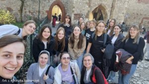 Kraków: Młodzież z Dzierżoniowa i Pieszyc spełnia marzenia